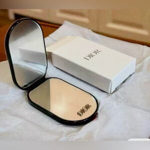 Dior Beauty CD Logo Mirror Phone Ring Holder Stand 3M in Black